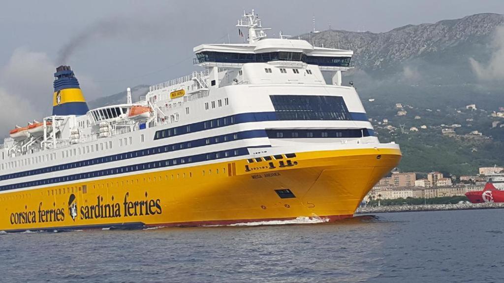 Cap Corse Uribellinu 2 Formule Petit Dejeuner Santa-Maria-di-Lota 외부 사진