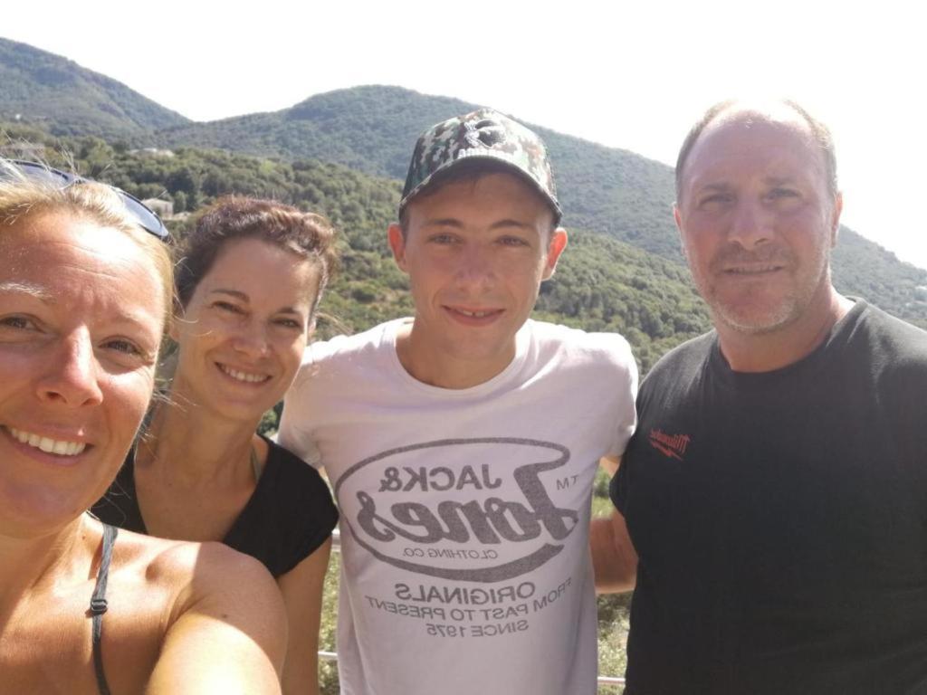 Cap Corse Uribellinu 2 Formule Petit Dejeuner Santa-Maria-di-Lota 외부 사진